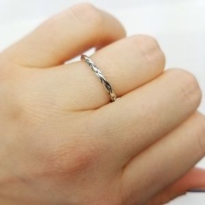 {The Shattered But Not Broken Ring} Sterling band